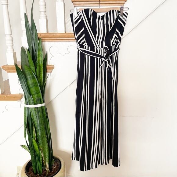 H&M Black White Stripe Strapless Wide Leg Cropped Jumpsuit One-Piece Size 4 - Picture 2 of 7